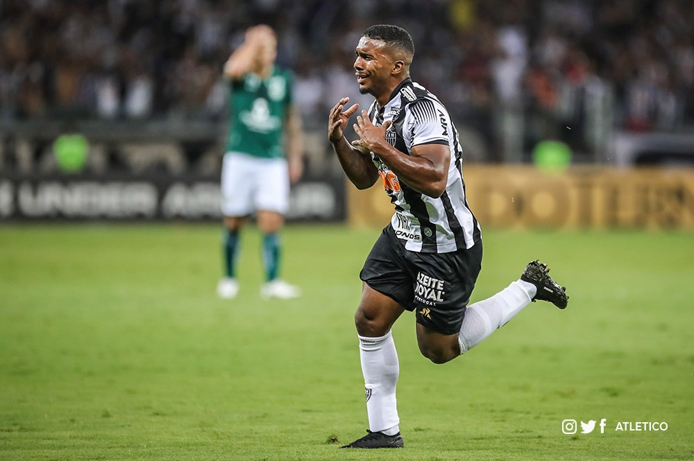 Esta é a emoção de Marquinhos ao marcar seu primeiro gol como jogador profissional (Foto: Atlético MG)