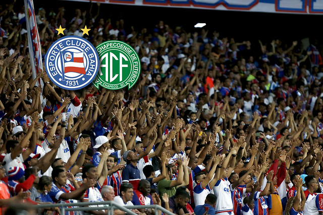 Nem o appoio da torcida foi suficiente para garantir a vitória do Bahia sobre a Chape (Foto: Felipe Oliveira)