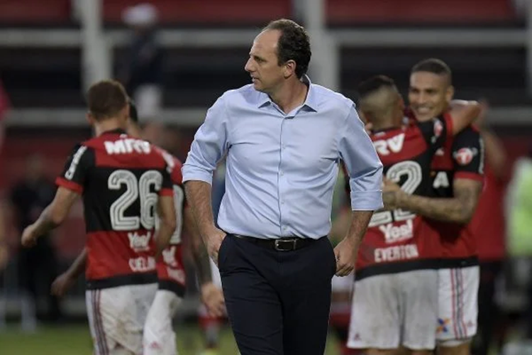 Flamengo tenta retorno de Jorge Jesus após presidente superar