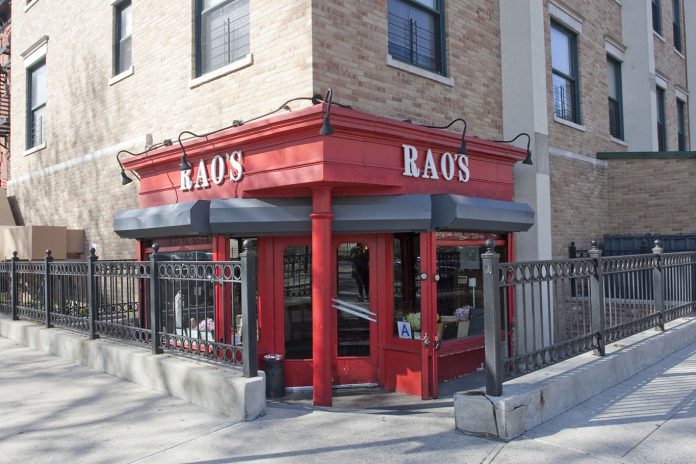 Rao’s, restaurante de New York com reservas disputadas, está abrindo em South Beach