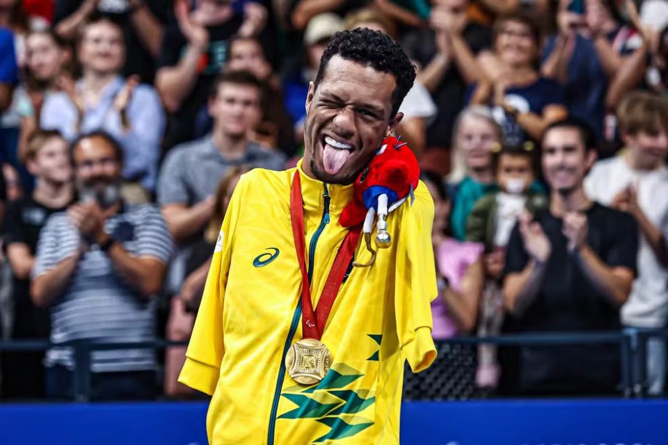 Gabrielzinho conquista o primeiro ouro do Brasil em Paris (Foto: Wander Roberto/CPB)