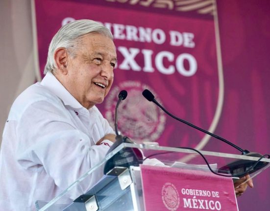 Ingerência de Ken Salazar na política interna do México faz presidente dar uma “pausa” à Embaixada dos Estados Unidos (Foto: Governo do México)