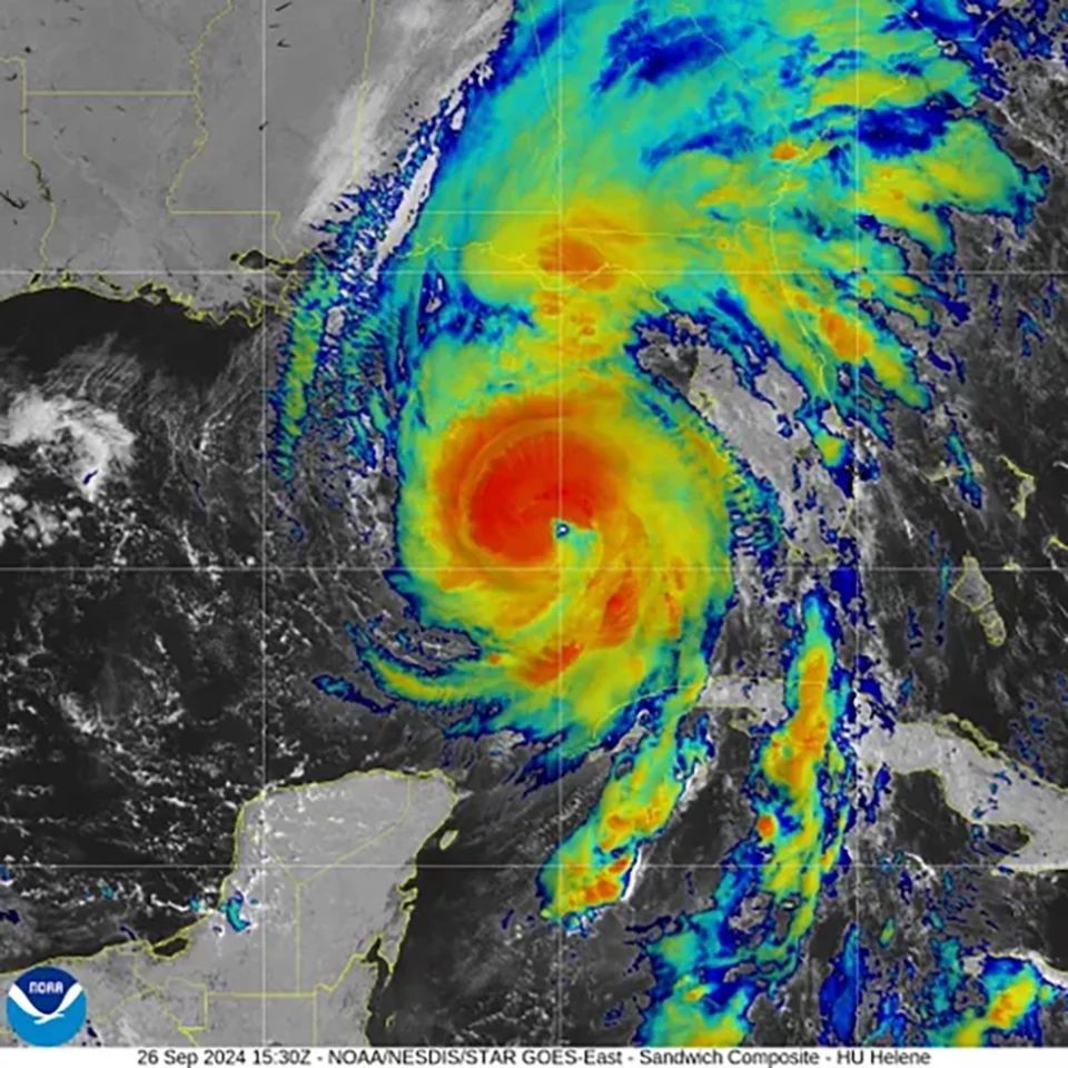 Helene vem evoluindo rapidamente e já está castigando a Flórida antes de tocar a terra, o que deve ocorrer nesta quinta-feira à noite (Foto: NOAA)