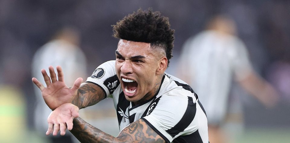 Igor Jesus, atacante do Fogão e da Seleção Brasileira, também deixou sua marca na goleada sobre a tradicional equipe uruguaia (Foto: Assessoria de Comunicação/Botafogo)