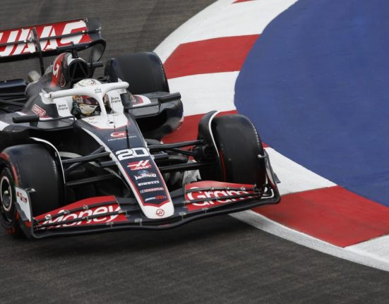 O retorno da Toyota à Fórmula 1 deve movimentar ainda mais a categoria que vem realizando em 2024 sua mais disputada, com Max Verstappen da Red Bull Racing na liderança (Foto: Hass)