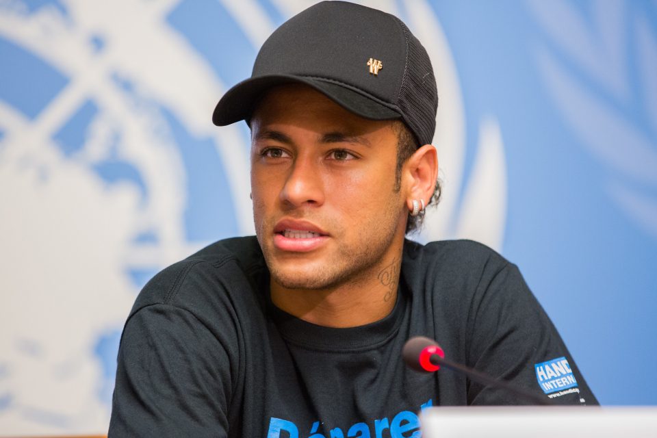 Neymar pode reviver o Barcelona dos bons tempos, caso se junte ao Inter Miami CF, pois jogará ao lado de Messi, Suárez, Jordi Alba e Busquets (Foto: UN Geneva/Flickr)