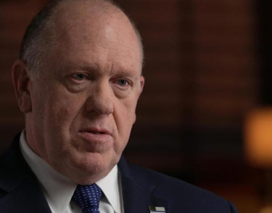 Tom Homan, que pode se tornar o homem forte da Imigração caso Donald Tump seja eleito, negou que haverá caça às bruxas indiscriminada contra os imigrantes indocumentados, mas será duro com os transgressores (Foto: 60 Minutes)