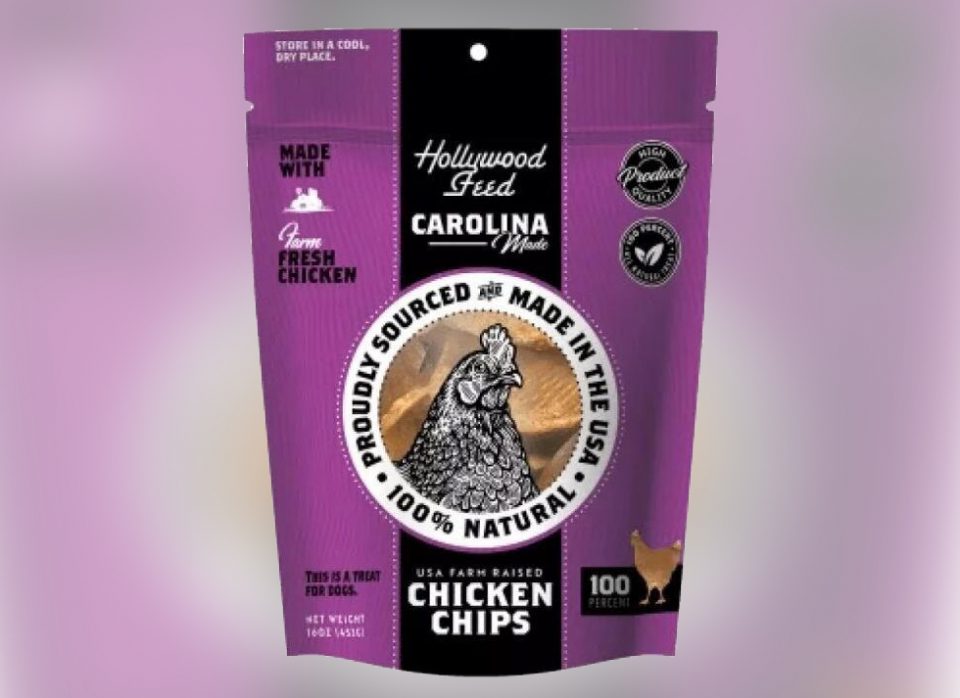 FDA está fazendo o recall do petisco veterinário para cães “Hollywood Feed Carolina Made Chicken Chips” (Foto: Carolina Prime Pet, Inc.)