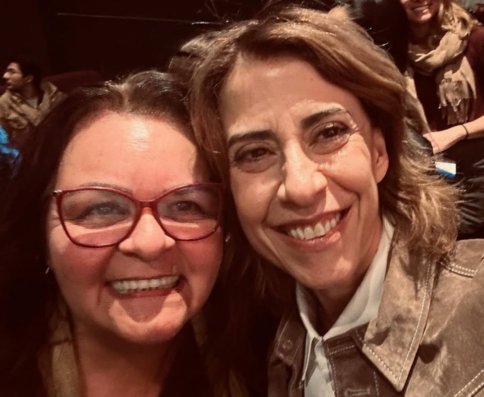 Bia Oliveira e Fernanda Torres