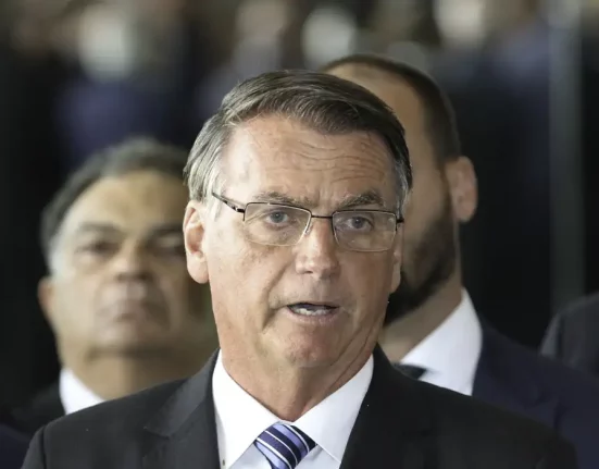 O procurador-geral da República (PGR), Paulo Gonet, já havia se manifestado na terça-feira (15) contrário ao pedido da defesa de Bolsonaro. Em parecer enviado ao Supremo, o chefe do Ministério Público Federal (MPF) sustenta que o ex-presidente não demonstrou a necessidade imprescindível nem o interesse público da viagem (Foto: Fabio Rodrigues-Pozzebom/ Agência Brasil)