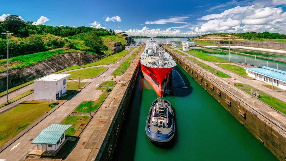 A crescente influência da China nas operações do Canal do Panamá gera preocupações das autoridades de Washington (Foto: Cortesia del Canal de Panamá)