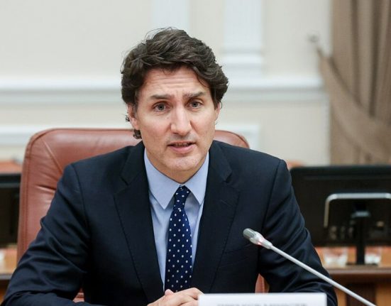 Trudeau incentivou os cidadãos a priorizar produtos nacionais e evitar viagens de férias aos Estados Unidos (Foto: Wikimedia)