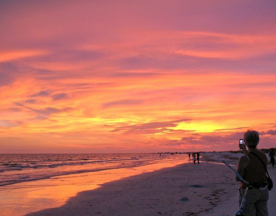 A Flórida tem nove destinos na lista das 25 melhores praias, ficando à frente do Havaí na premiação (Foto: John Simpson/Wikimedia)